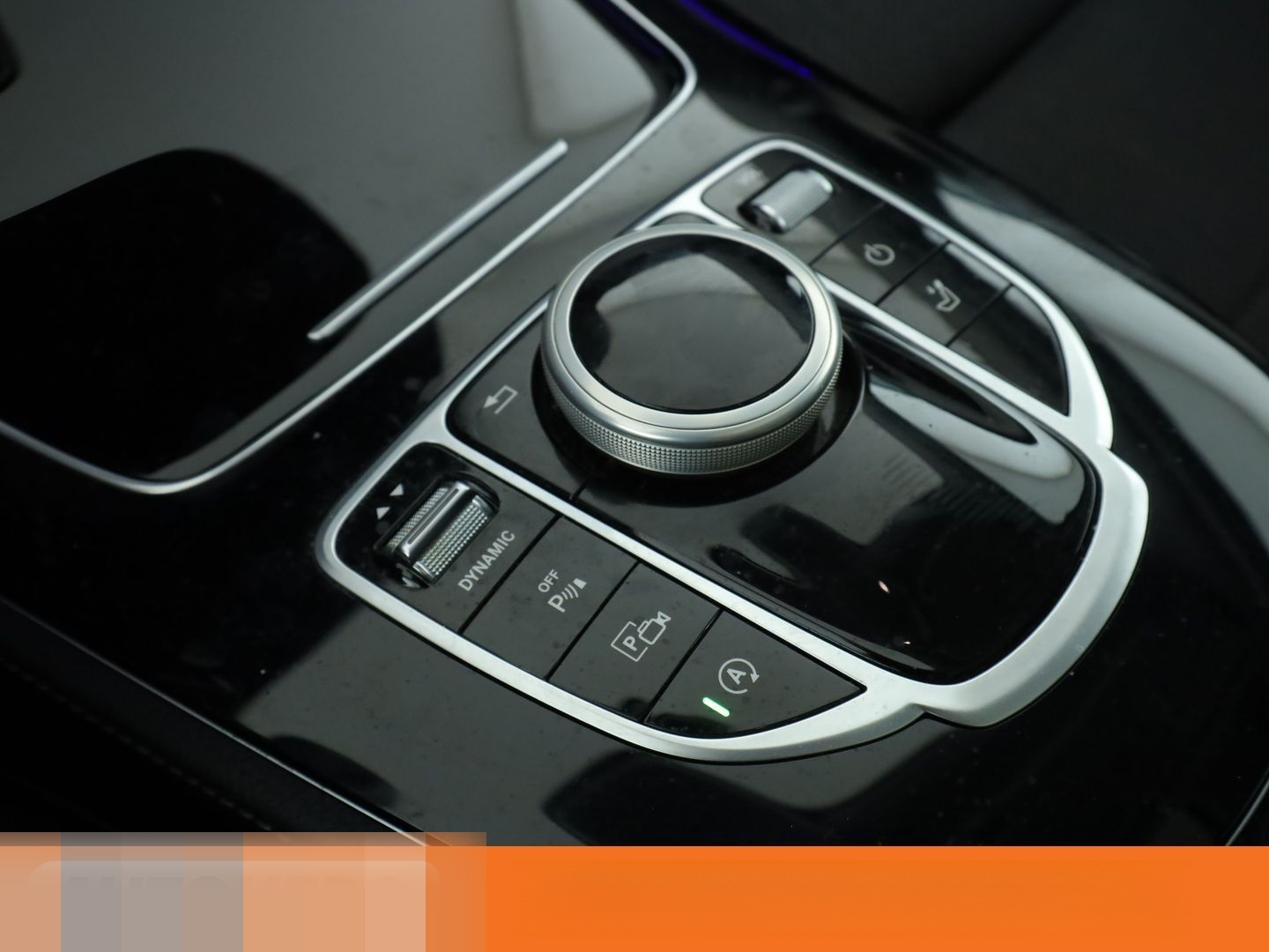 Mercedes-Benz E-Klasse E 220 d T 4Matic Avantgarde Aut.*NAVI* foto 25