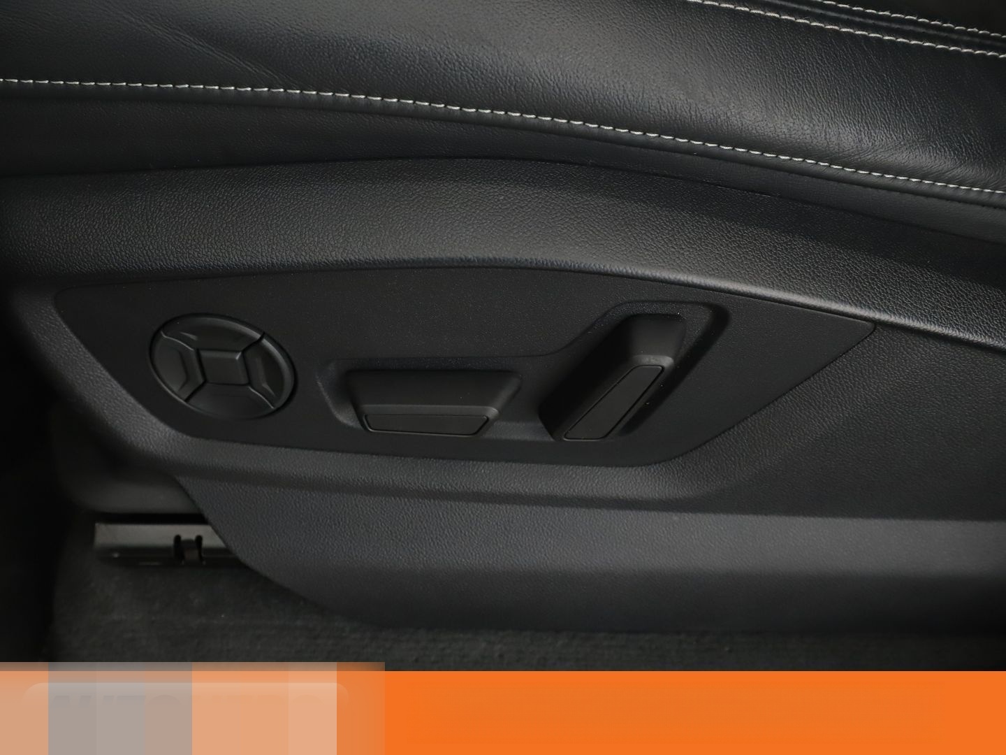 Audi Q8 55 TFSI quattro S line foto 21