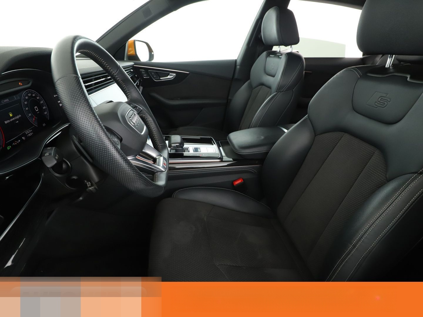 Audi Q8 55 TFSI quattro S line foto 7