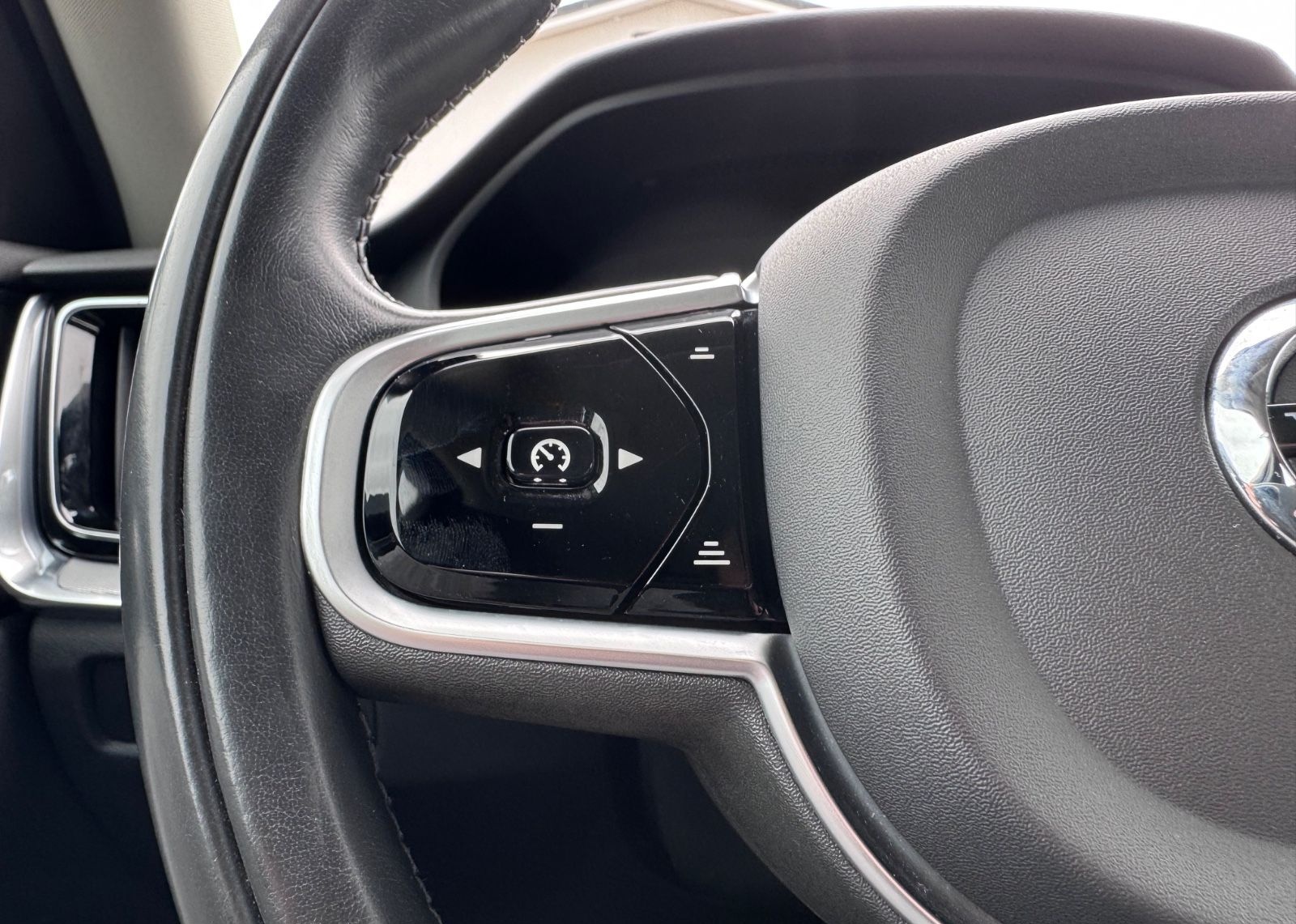 Volvo V60 Inscription,IntelliSafe&Licht,AHK,RFK,Shzg foto 15