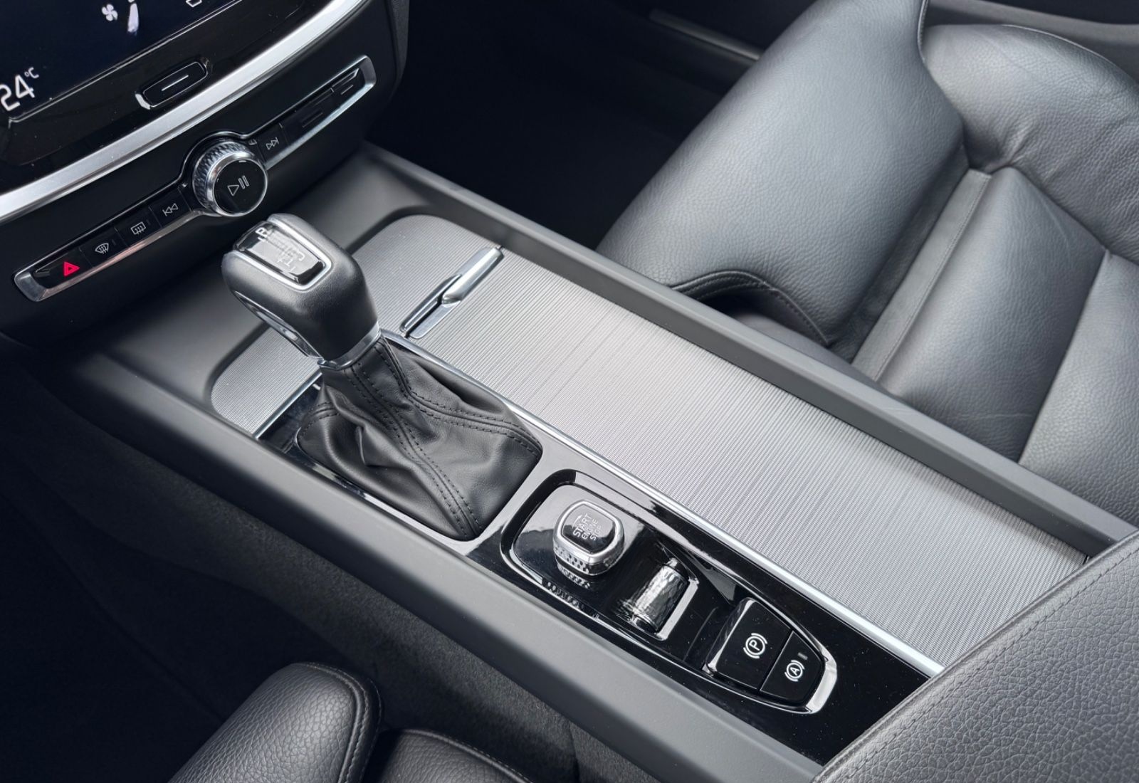 Volvo V60 Inscription,IntelliSafe&Licht,AHK,RFK,Shzg foto 25