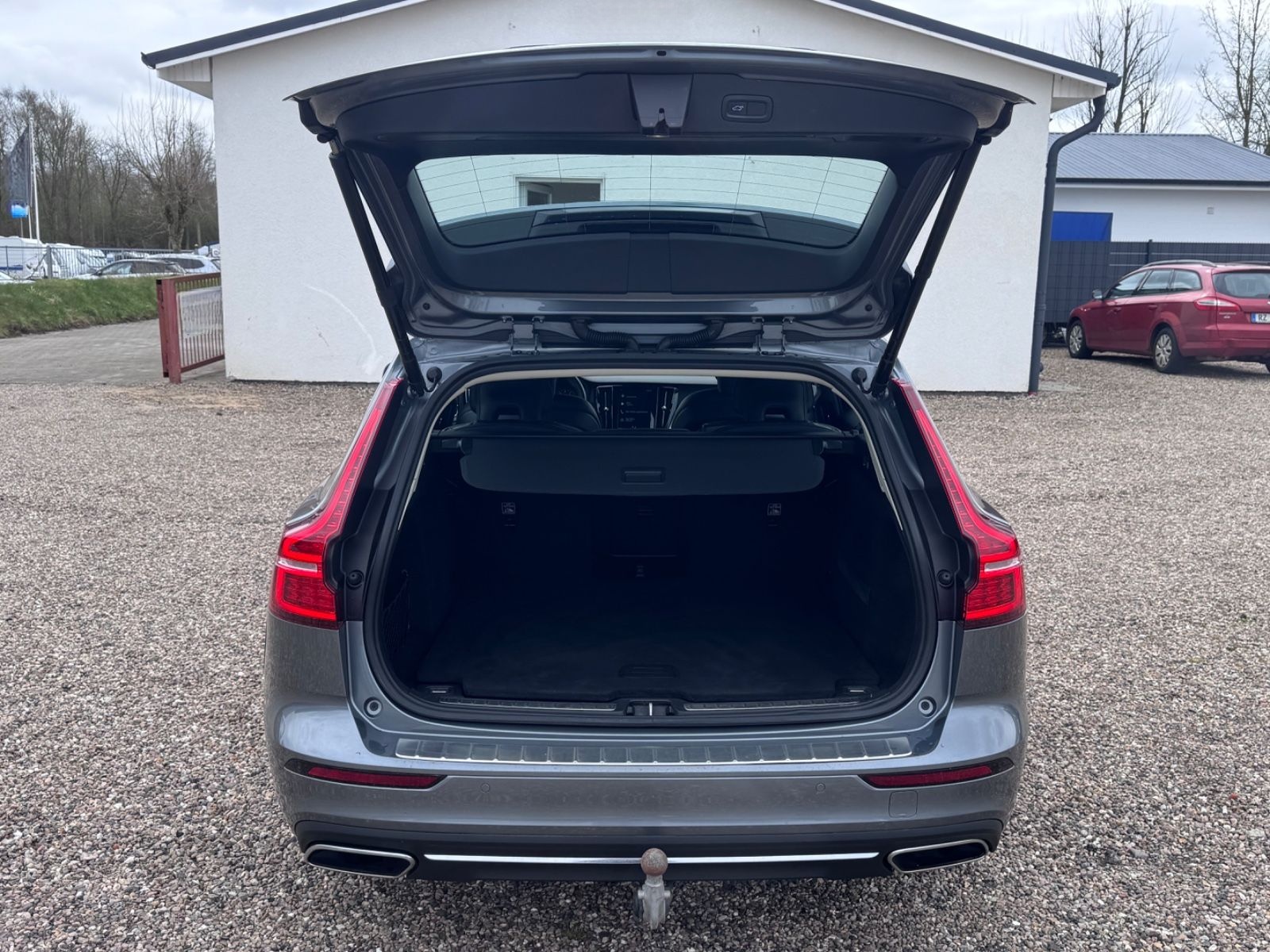 Volvo V60 Inscription,IntelliSafe&Licht,AHK,RFK,Shzg foto 5