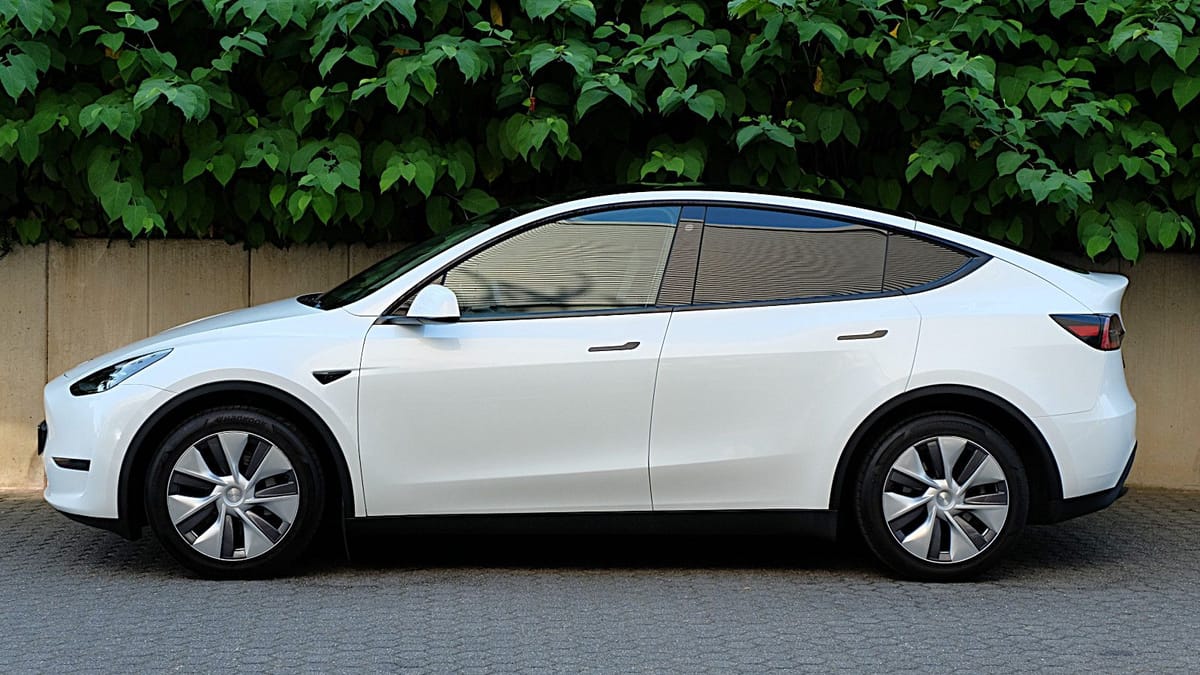 Tesla Model Y Long Range Dual AWD foto 5
