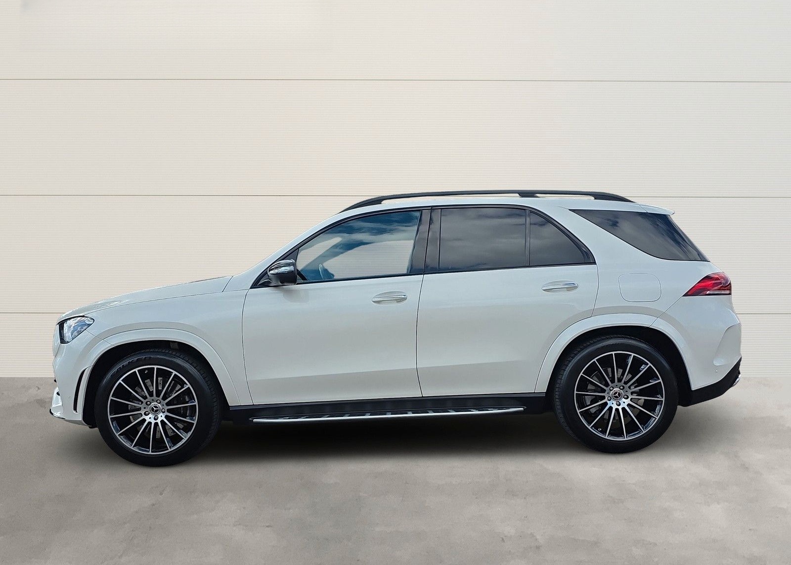 Mercedes-Benz GLE 350 de 4Matic AMG LINE Pano Airmatic Massage foto 2