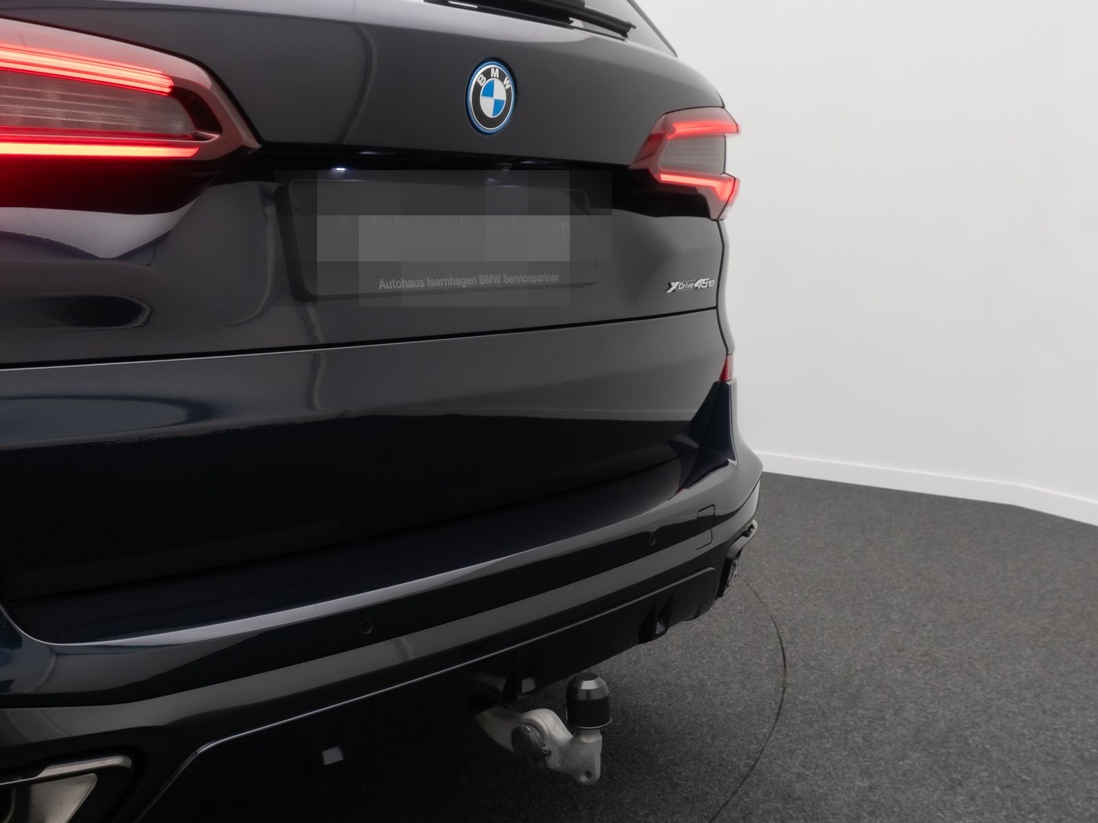 BMW X5 xD45e M Sport HUD Kamera AHK Alarm DAB 21Zoll foto 14