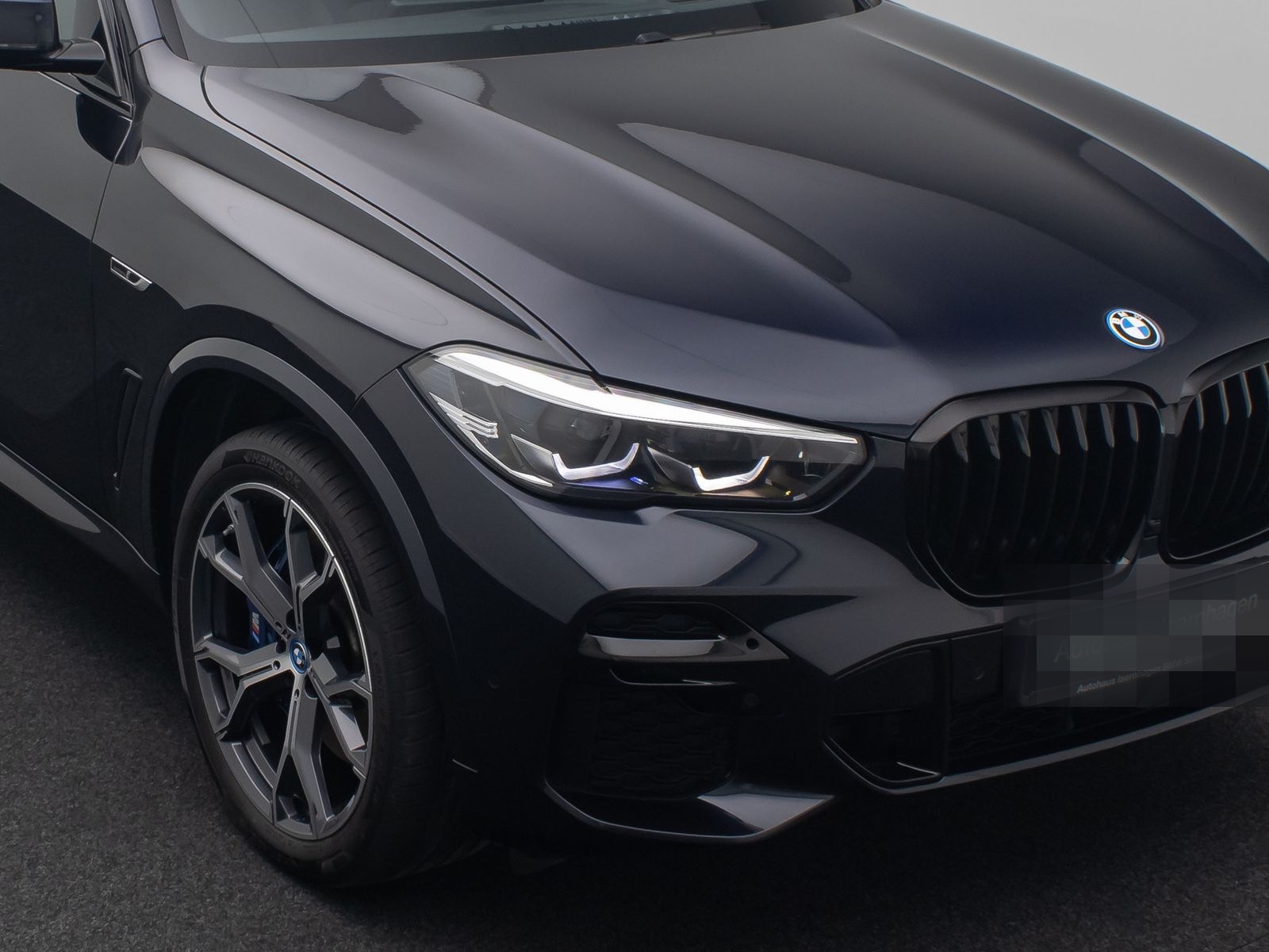 BMW X5 xD45e M Sport HUD Kamera AHK Alarm DAB 21Zoll foto 19