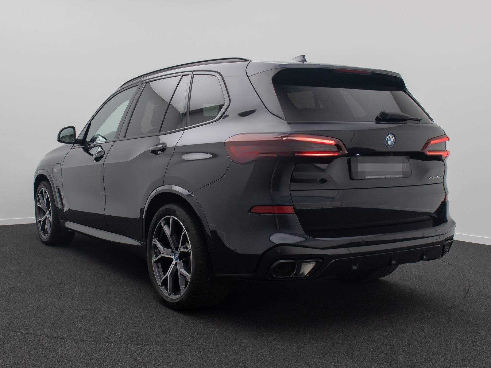 BMW X5 xD45e M Sport HUD Kamera AHK Alarm DAB 21Zoll foto 9