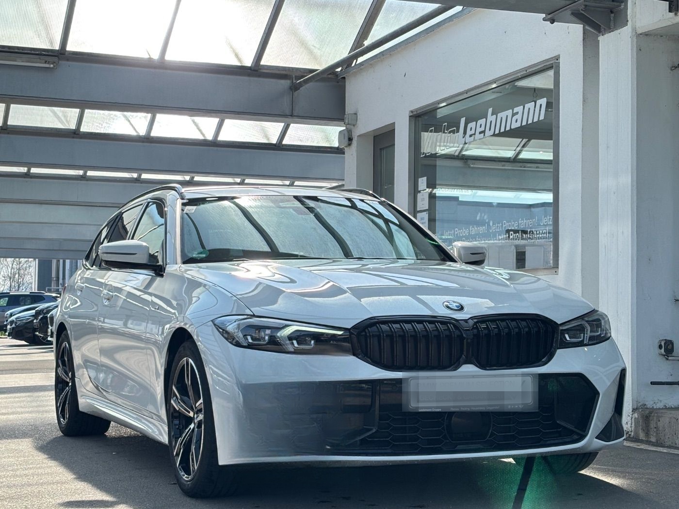 BMW 320d xDrive Tour. M-Sportpaket GARANTIE-04/2029 foto 2