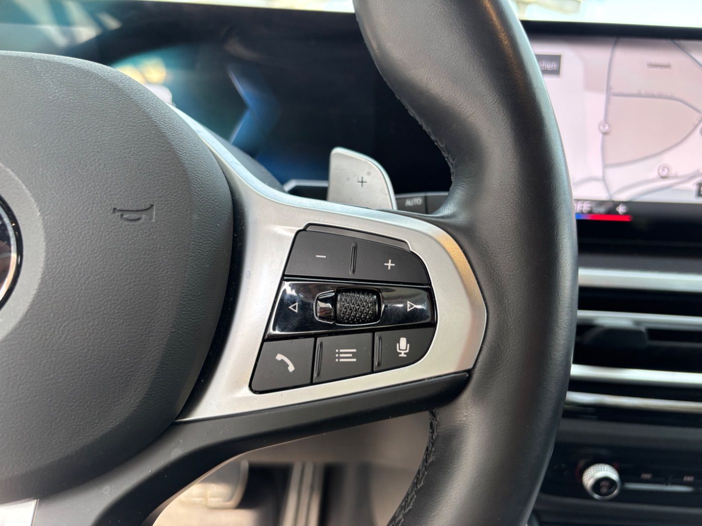 BMW 320d xDrive Tour. M-Sportpaket GARANTIE-04/2029 foto 11