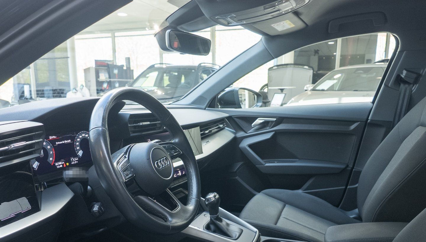Audi A3 35 TFSI Sportback,advanced,LED,AHK,MMI,18Zoll foto 9