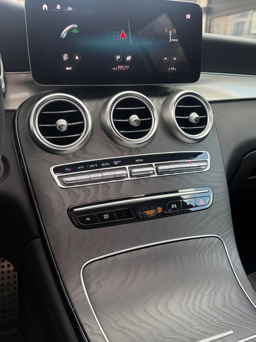 Mercedes-Benz GLC 200 d 4MATIC Autom. AMG*PANO*VIRTUEL*ASSIT foto 17