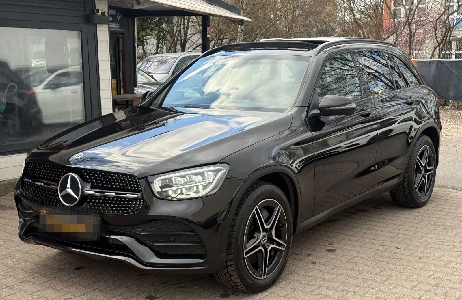 Mercedes-Benz GLC 200 d 4MATIC Autom. AMG*PANO*VIRTUEL*ASSIT foto 3