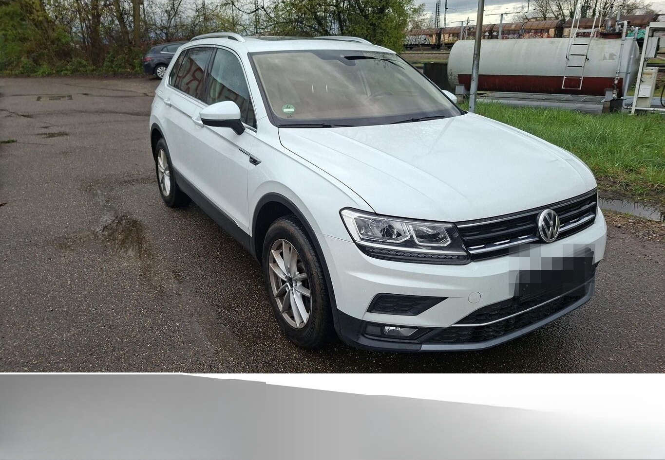 Volkswagen Tiguan 2.0 TSI DSG 4M Highline Pano Nav ACC Keyl foto 2