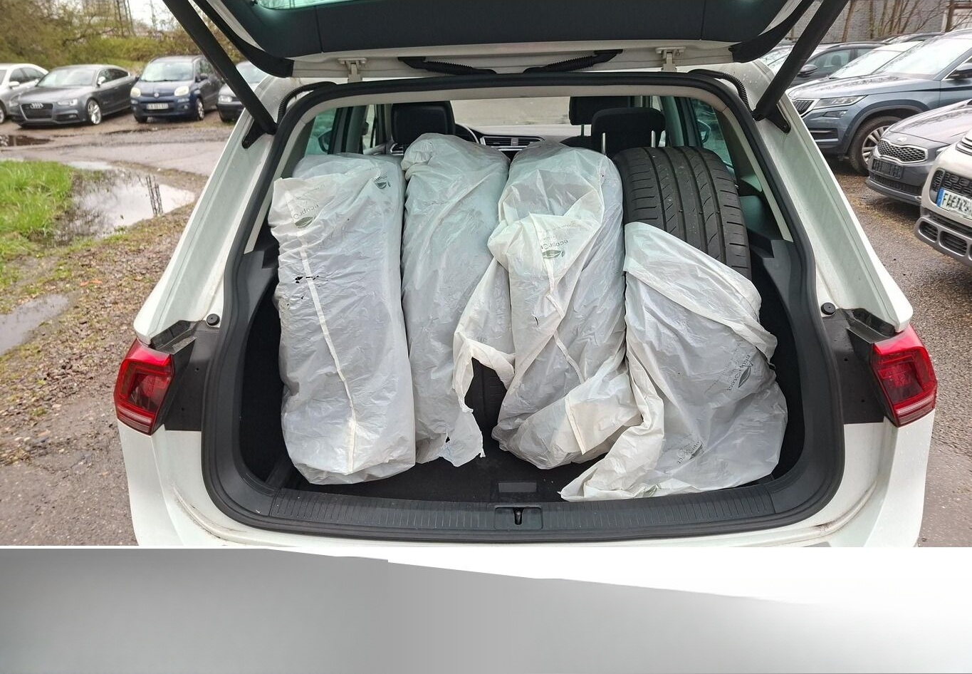 Volkswagen Tiguan 2.0 TSI DSG 4M Highline Pano Nav ACC Keyl foto 10