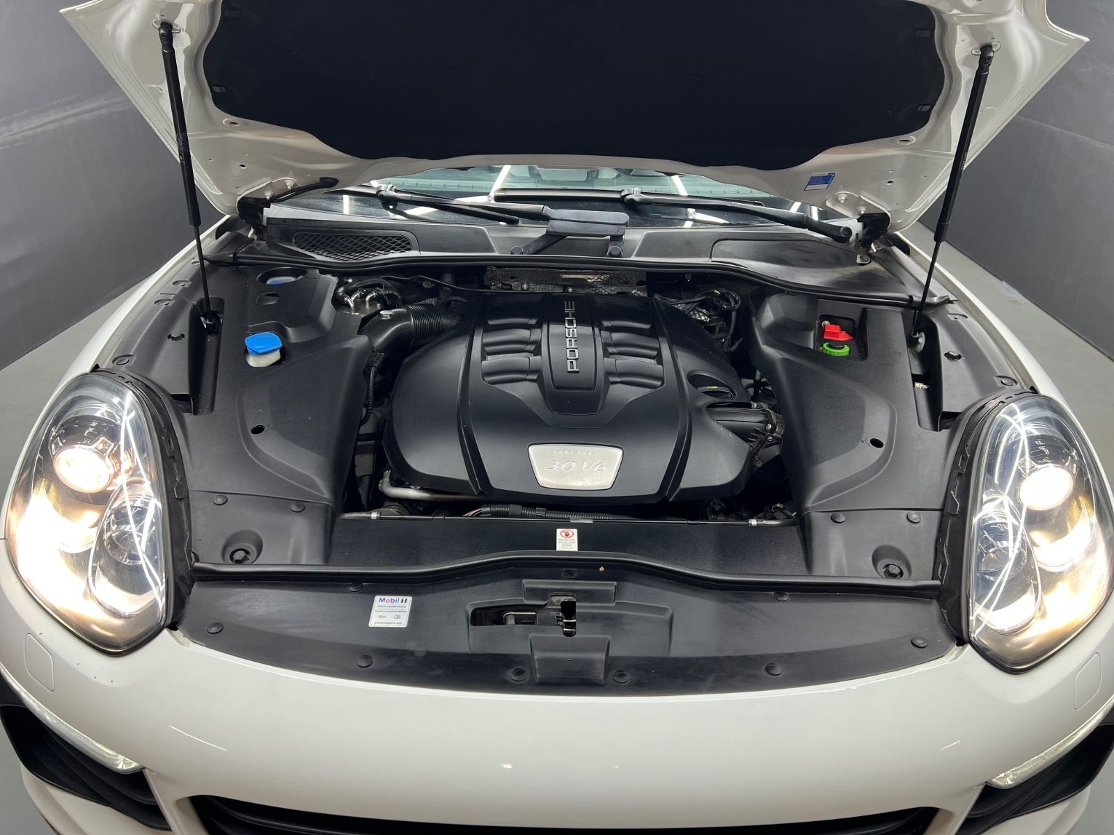 Porsche Cayenne Diesel foto 14