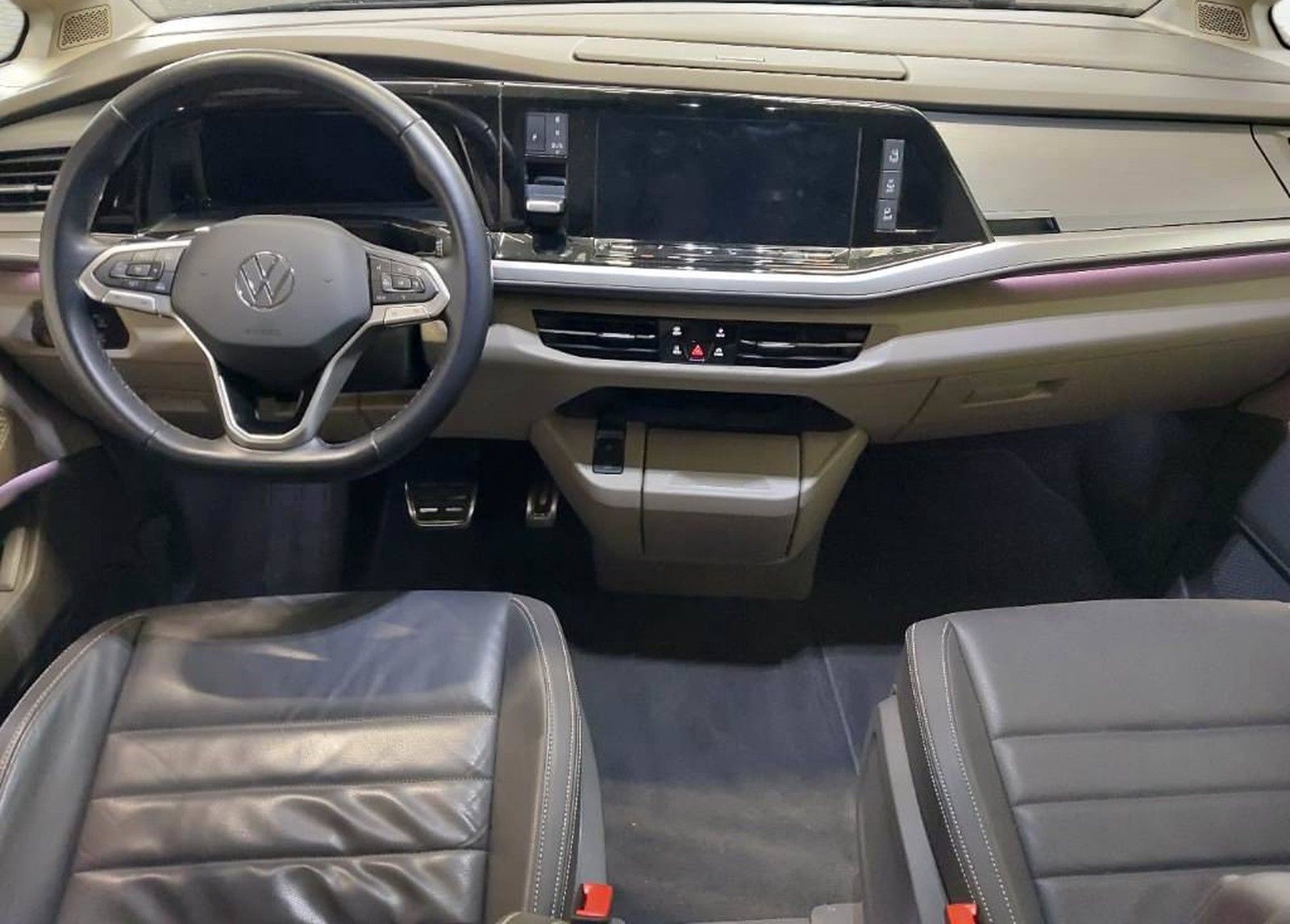 Volkswagen T7 Multivan Style lang AHK/PANO/LEDER/AD.FAHRWRK foto 13