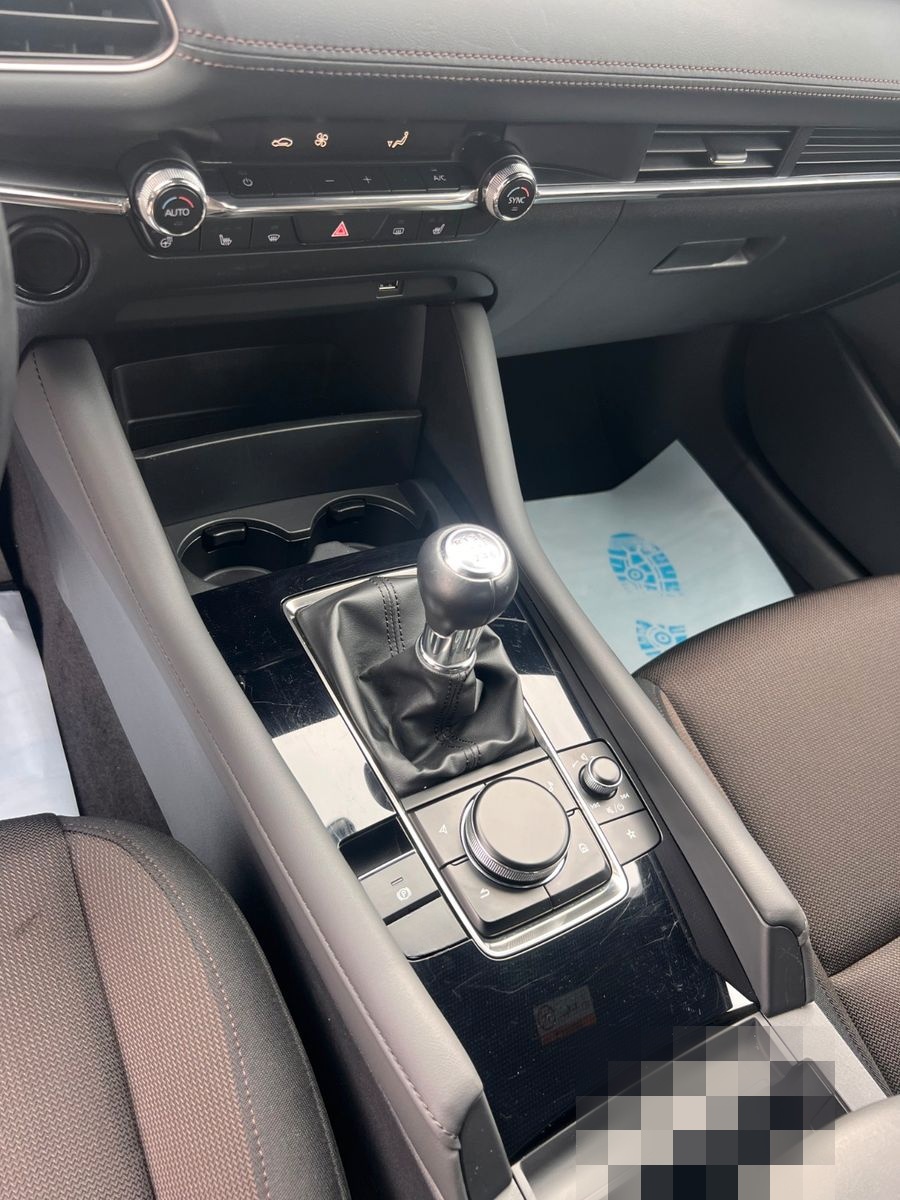 Mazda 3 Lim. 5-trg. Hybr/Benzin Xenon Navi 360`Kamera foto 17