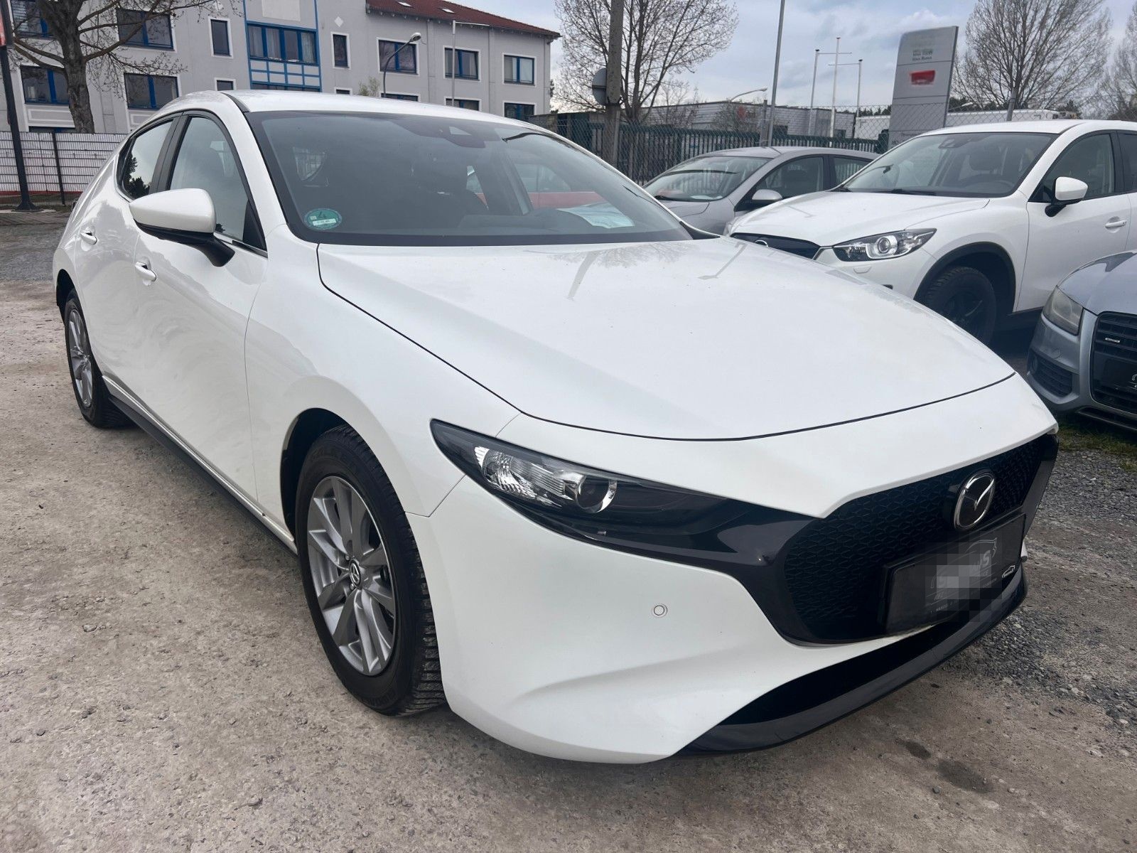 Mazda 3 Lim. 5-trg. Hybr/Benzin Xenon Navi 360`Kamera foto 3