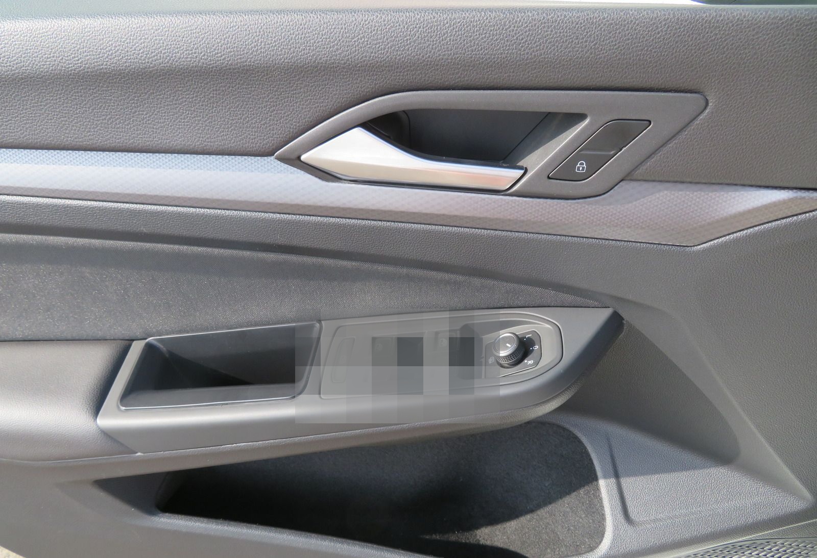 Volkswagen Golf VIII 2.0 TDI Active DSG LED Nav Ahk Rfk 16' foto 18