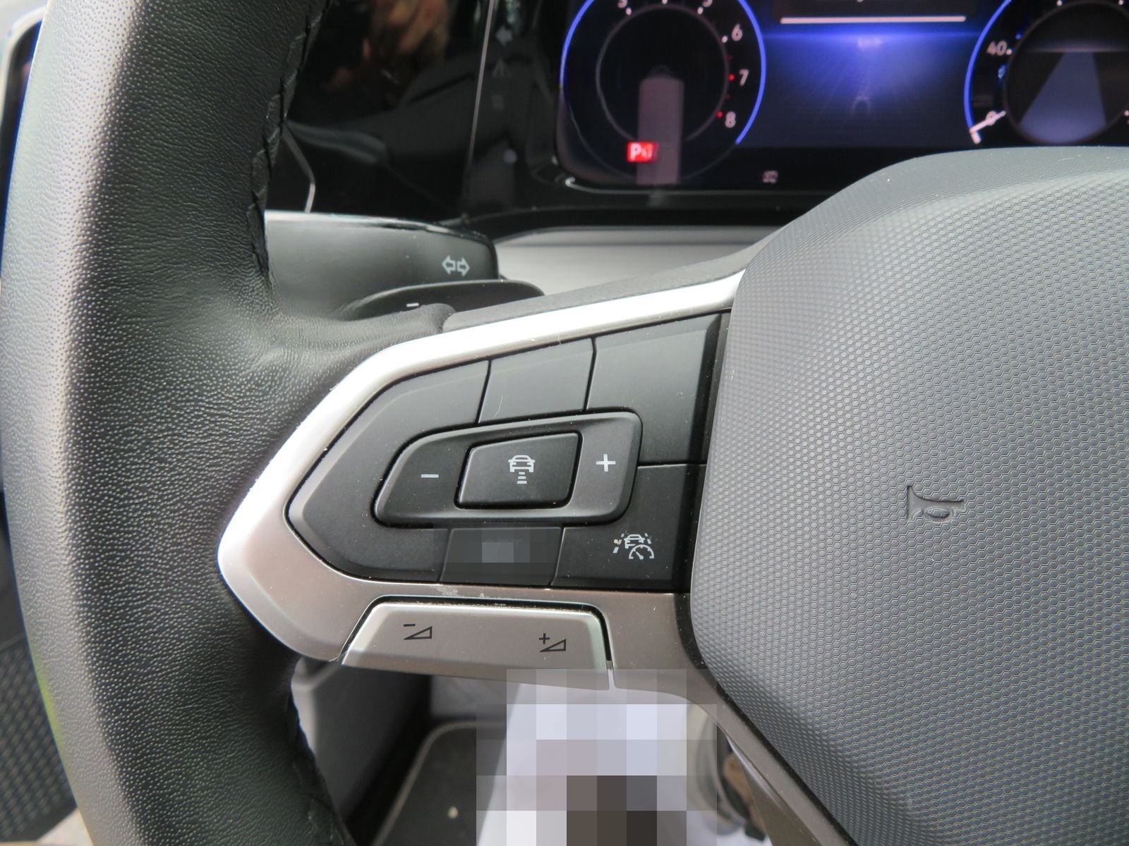 Volkswagen Golf VIII 2.0 TSI Style LED DAB ACC 17'' virtual foto 17