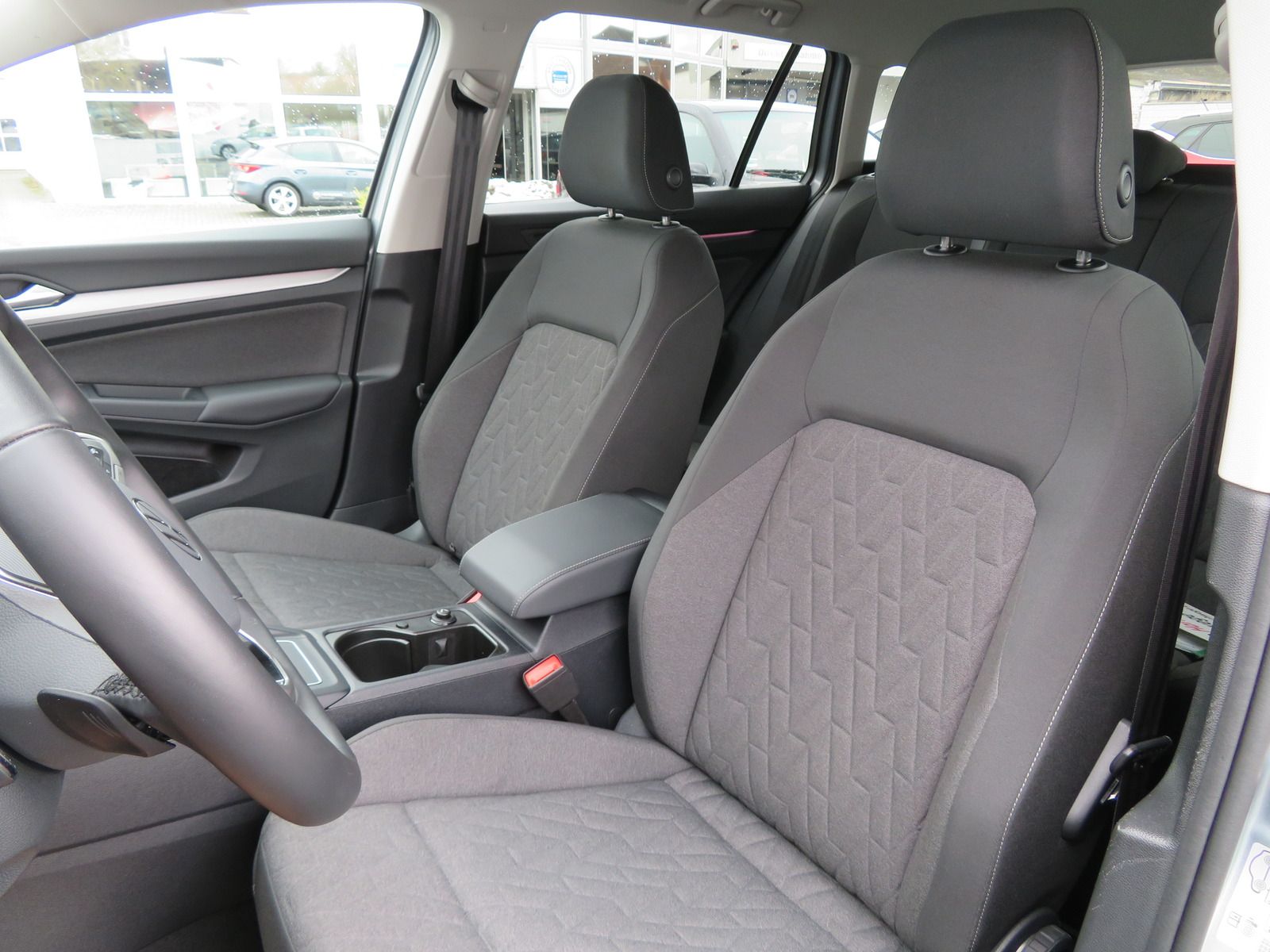 Volkswagen Golf VIII Variant 2.0 TDI Life LED Navi Rfk ACC foto 8