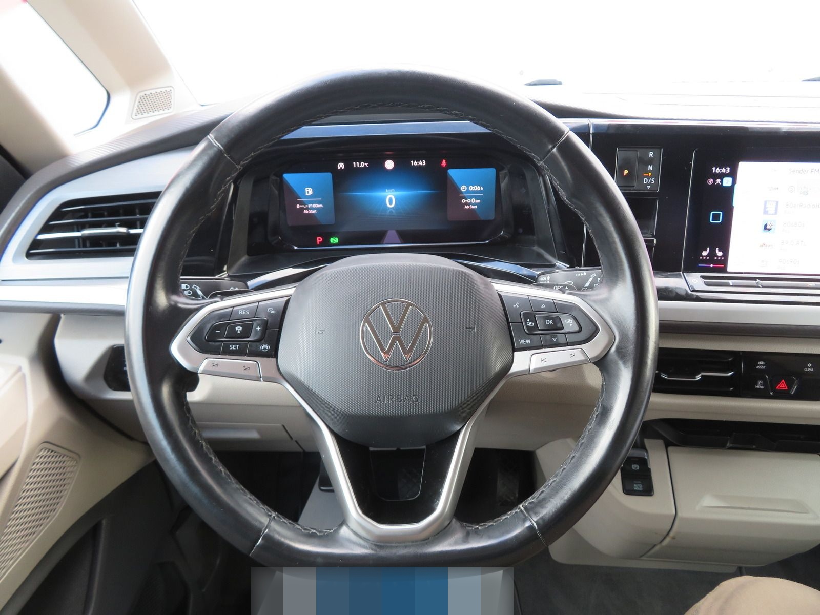Volkswagen T7 Multivan 2.0 TDI Life DSG Navi Sthzg ACC Ahk foto 12