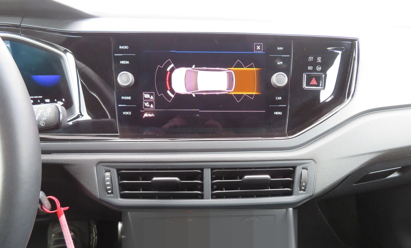 Volkswagen Taigo 1.5 TSI R-Line DSG Navi IQ.Light Lane 17'' foto 14