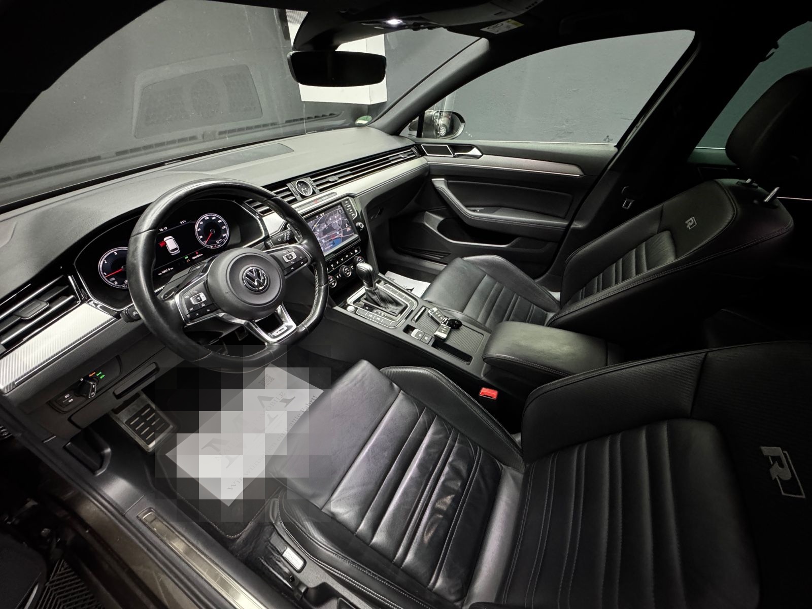 Volkswagen Passat Variant Highline R-LINE*DIGITAL*KEYLESS* foto 11