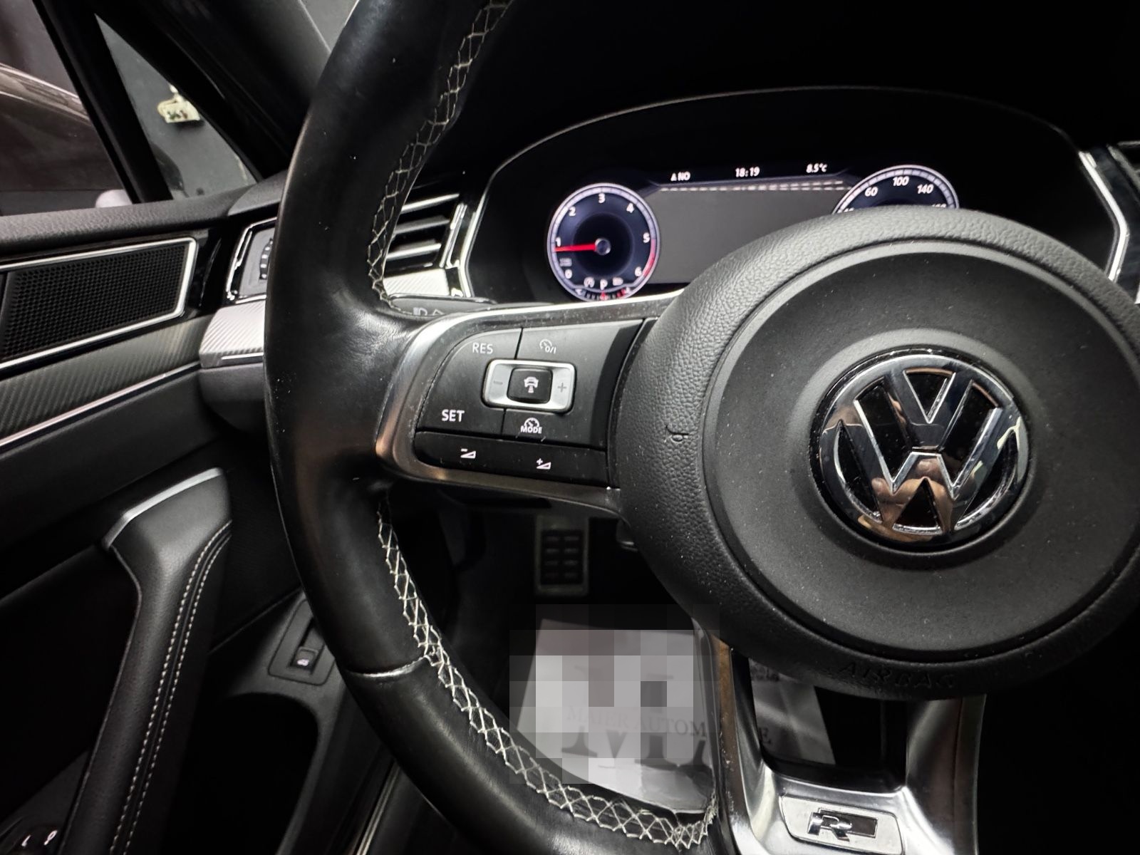 Volkswagen Passat Variant Highline R-LINE*DIGITAL*KEYLESS* foto 14