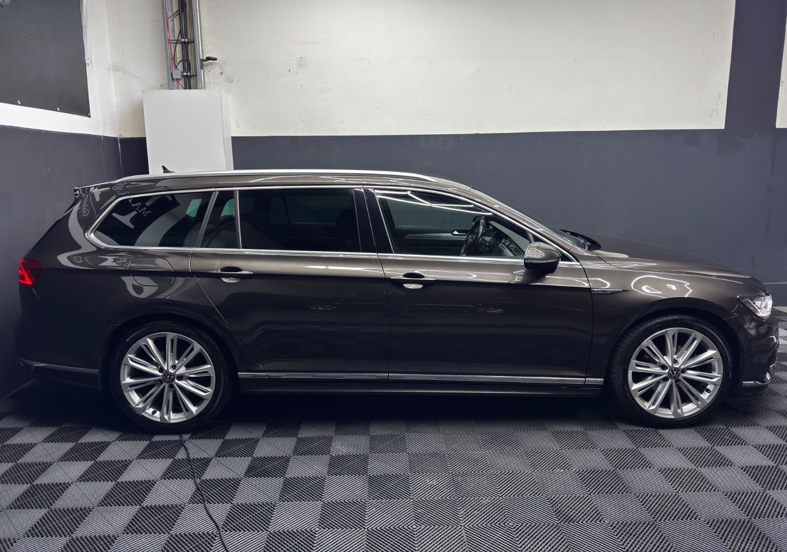 Volkswagen Passat Variant Highline R-LINE*DIGITAL*KEYLESS* foto 3