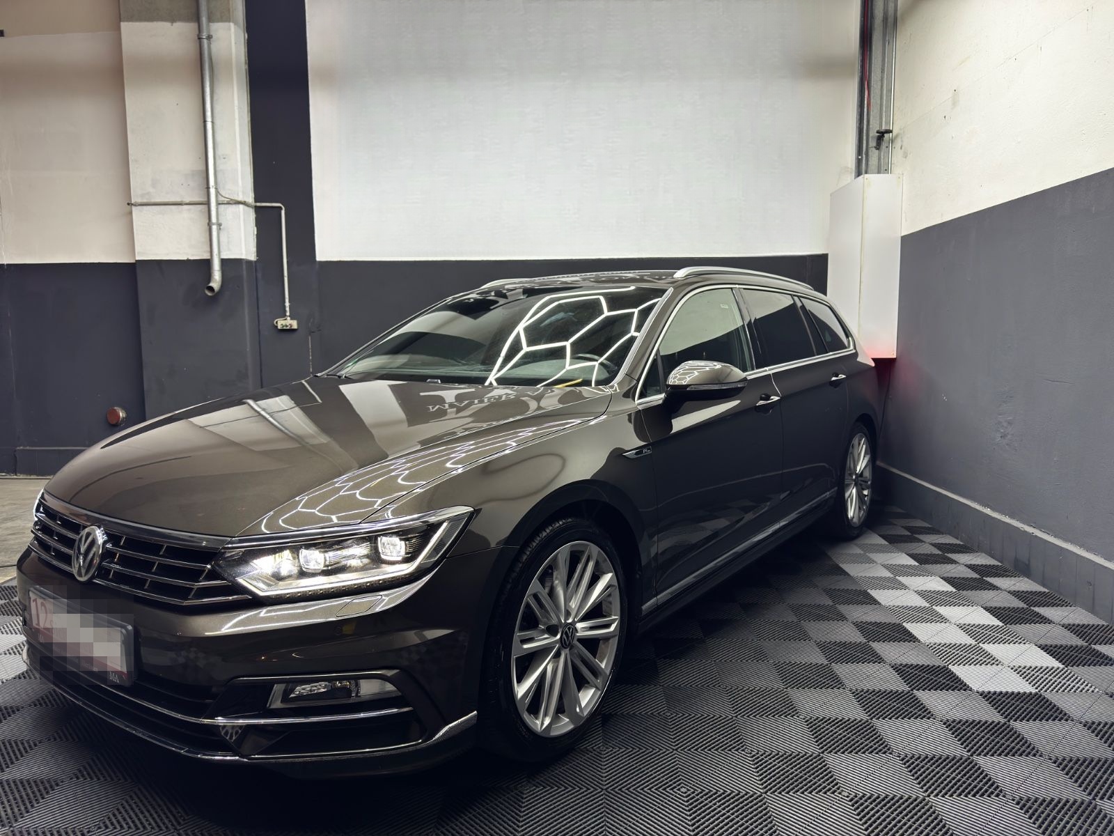 Volkswagen Passat Variant Highline R-LINE*DIGITAL*KEYLESS* foto 8