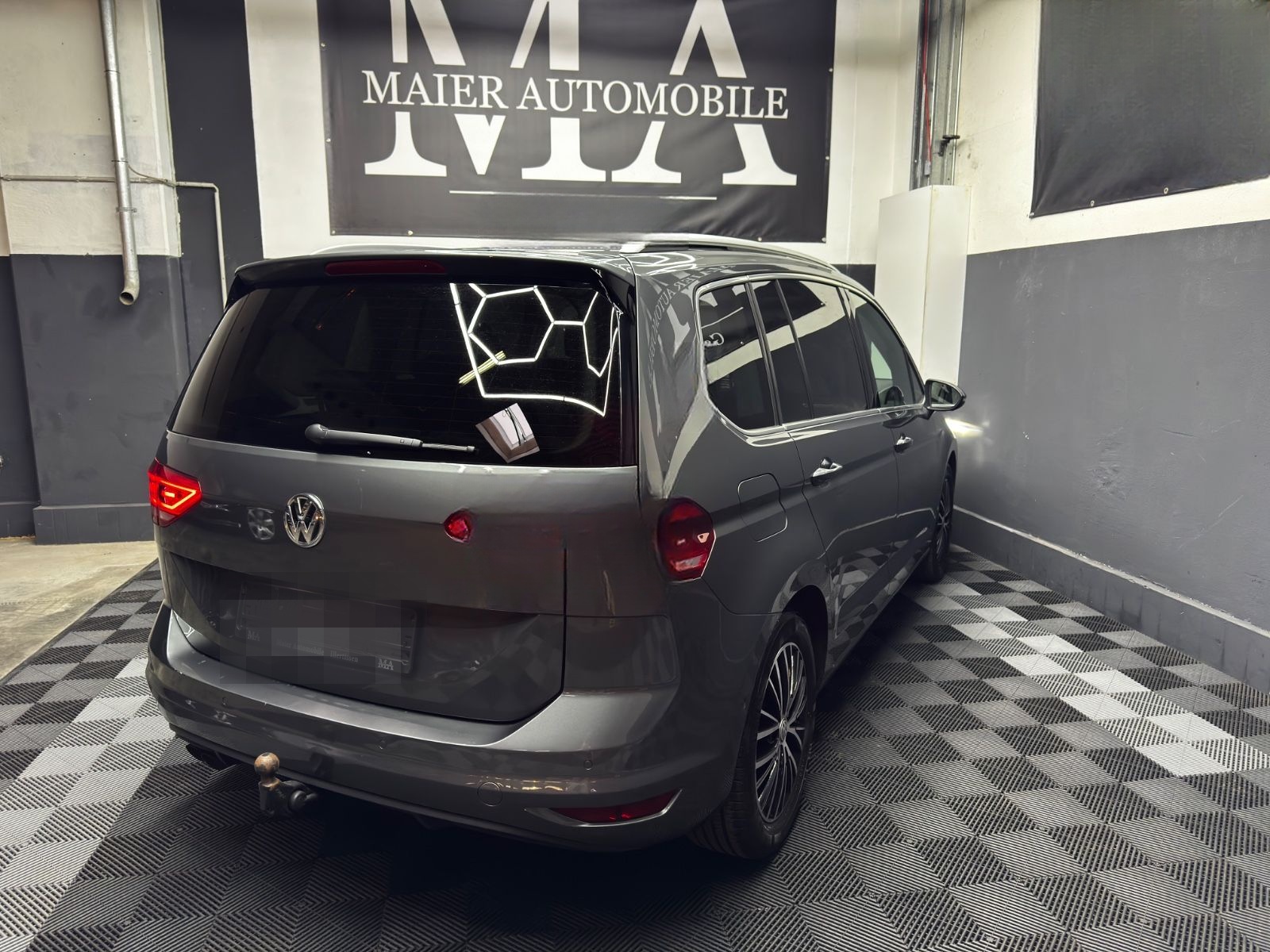 Volkswagen Touran HIGHLINE*VOLLAUS.*7-SITZER*PANORD.*ACC* foto 5