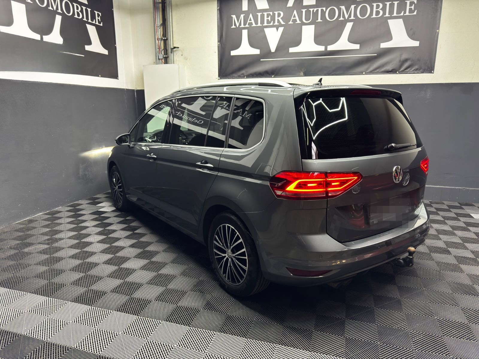 Volkswagen Touran HIGHLINE*VOLLAUS.*7-SITZER*PANORD.*ACC* foto 7