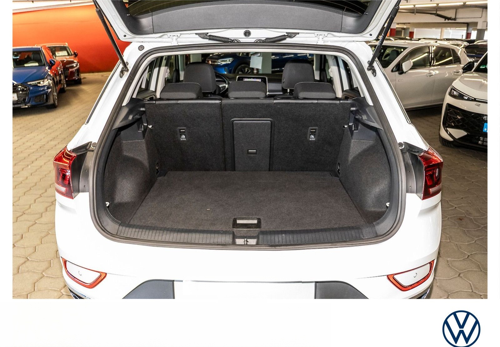Volkswagen T-Roc 1.5 TSI Style DSG Navi Tempomat Kamera foto 14