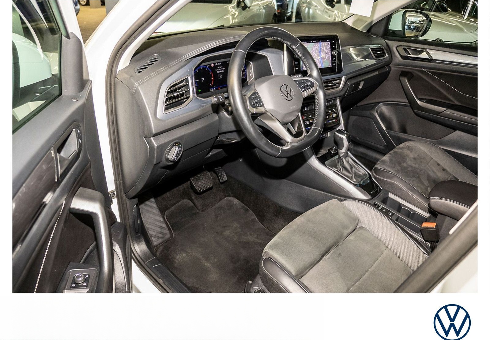 Volkswagen T-Roc 1.5 TSI Style DSG Navi Tempomat Kamera foto 3