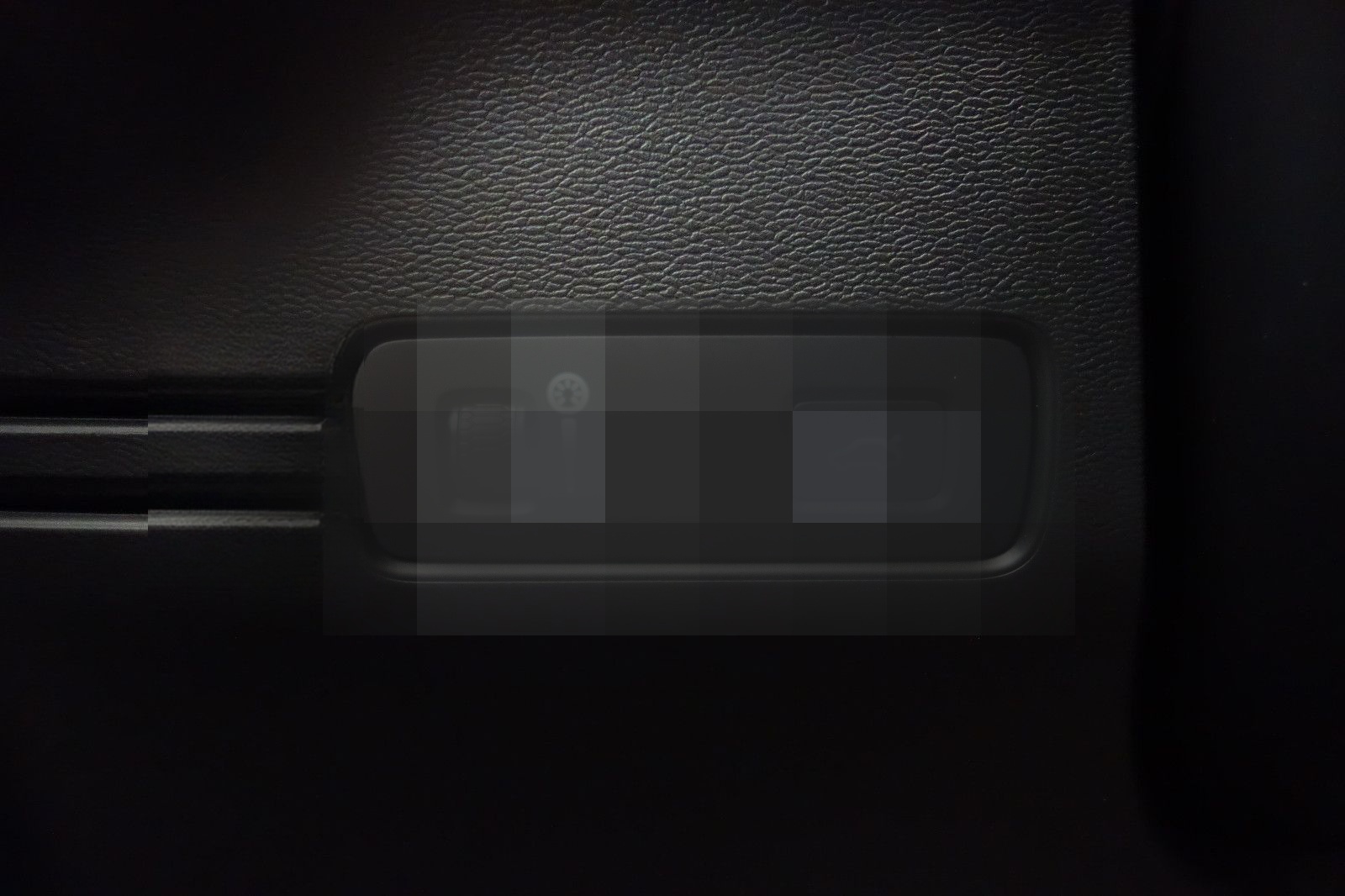 Volvo XC40 D4 Geartronic AWD RFKMRA+KEYLESS+TEMPOMAT foto 24