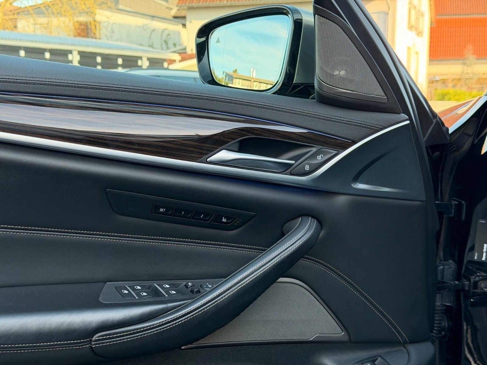 BMW M550 d xDrive INDIVIDUAL *ABSOLUT VOLL* foto 14