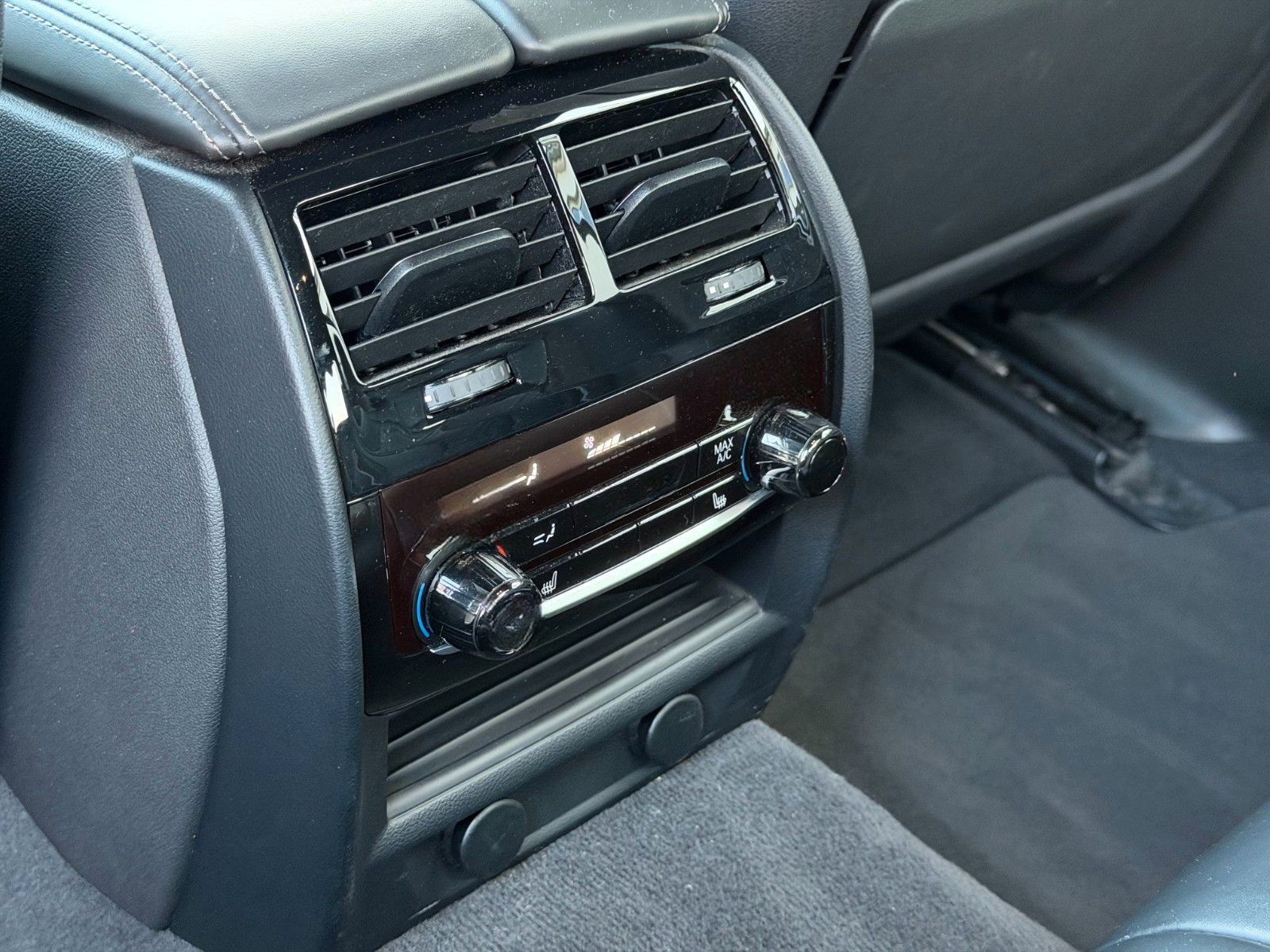 BMW M550 d xDrive INDIVIDUAL *ABSOLUT VOLL* foto 22