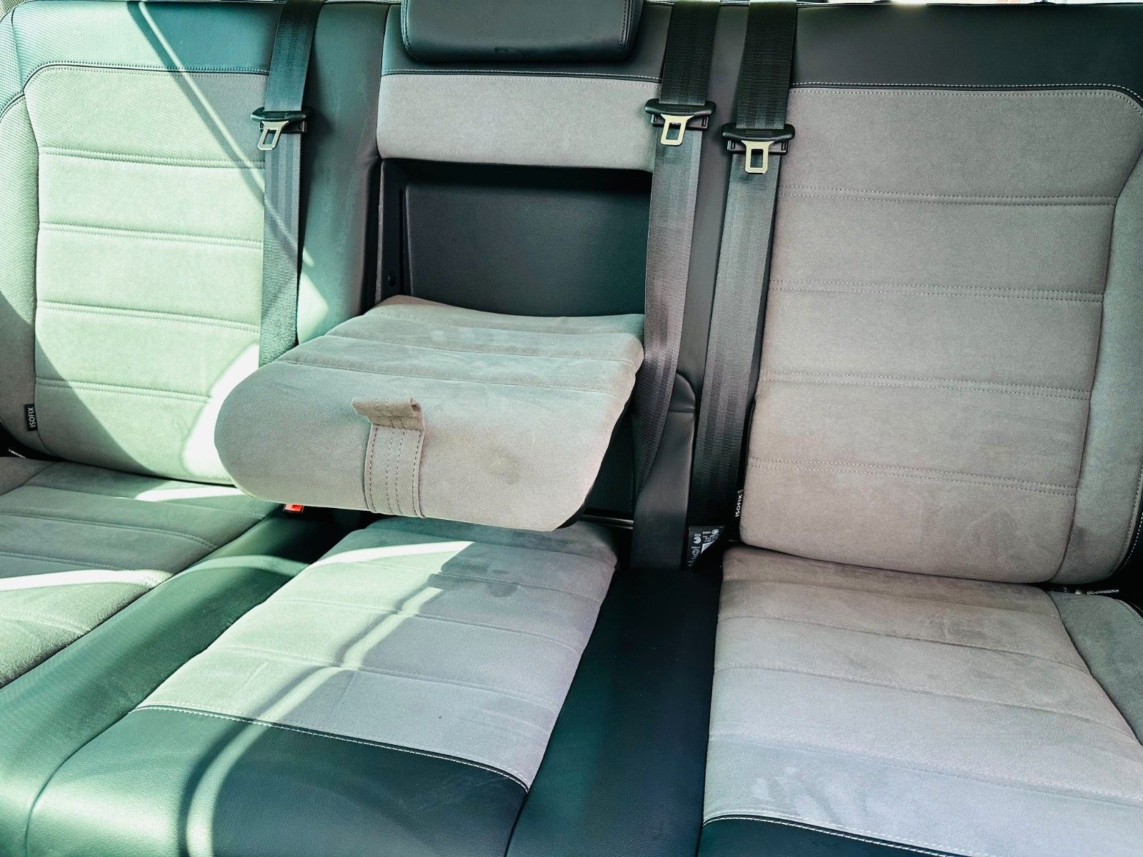 Volkswagen T6 Multivan Highline 2.0 TDI DSG NAV LED AHK SHZ foto 18