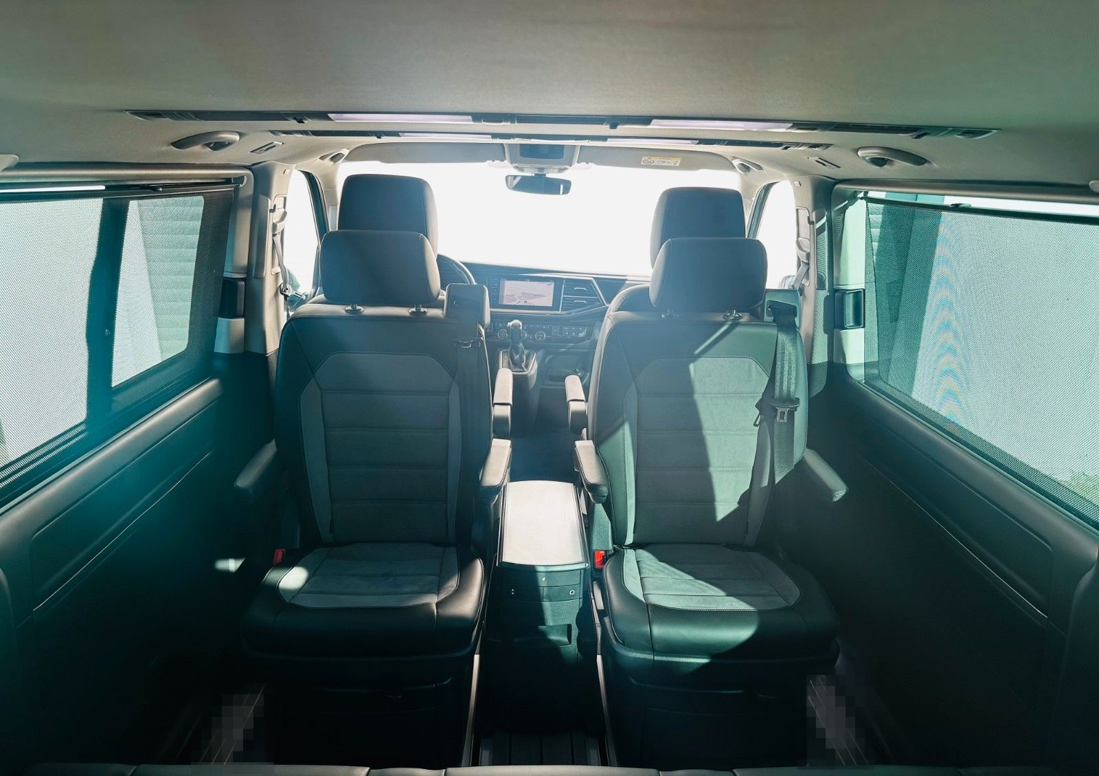 Volkswagen T6 Multivan Highline 2.0 TDI DSG NAV LED AHK SHZ foto 22