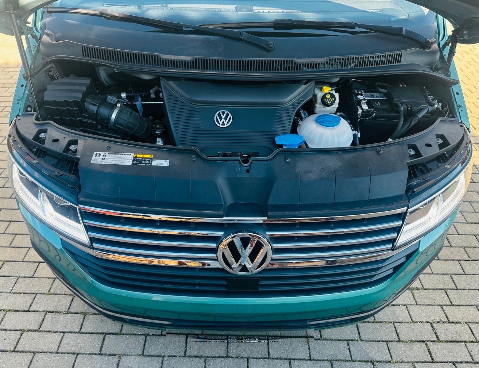 Volkswagen T6 Multivan Highline 2.0 TDI DSG NAV LED AHK SHZ foto 4