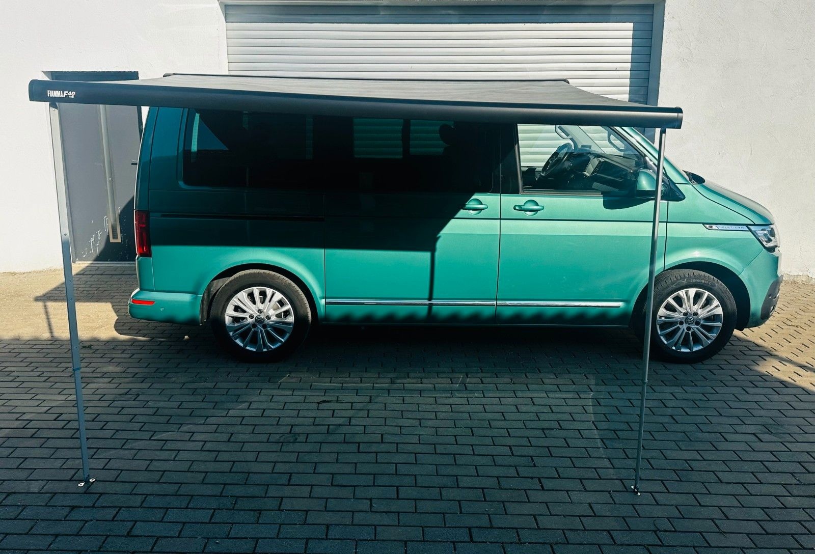 Volkswagen T6 Multivan Highline 2.0 TDI DSG NAV LED AHK SHZ foto 7