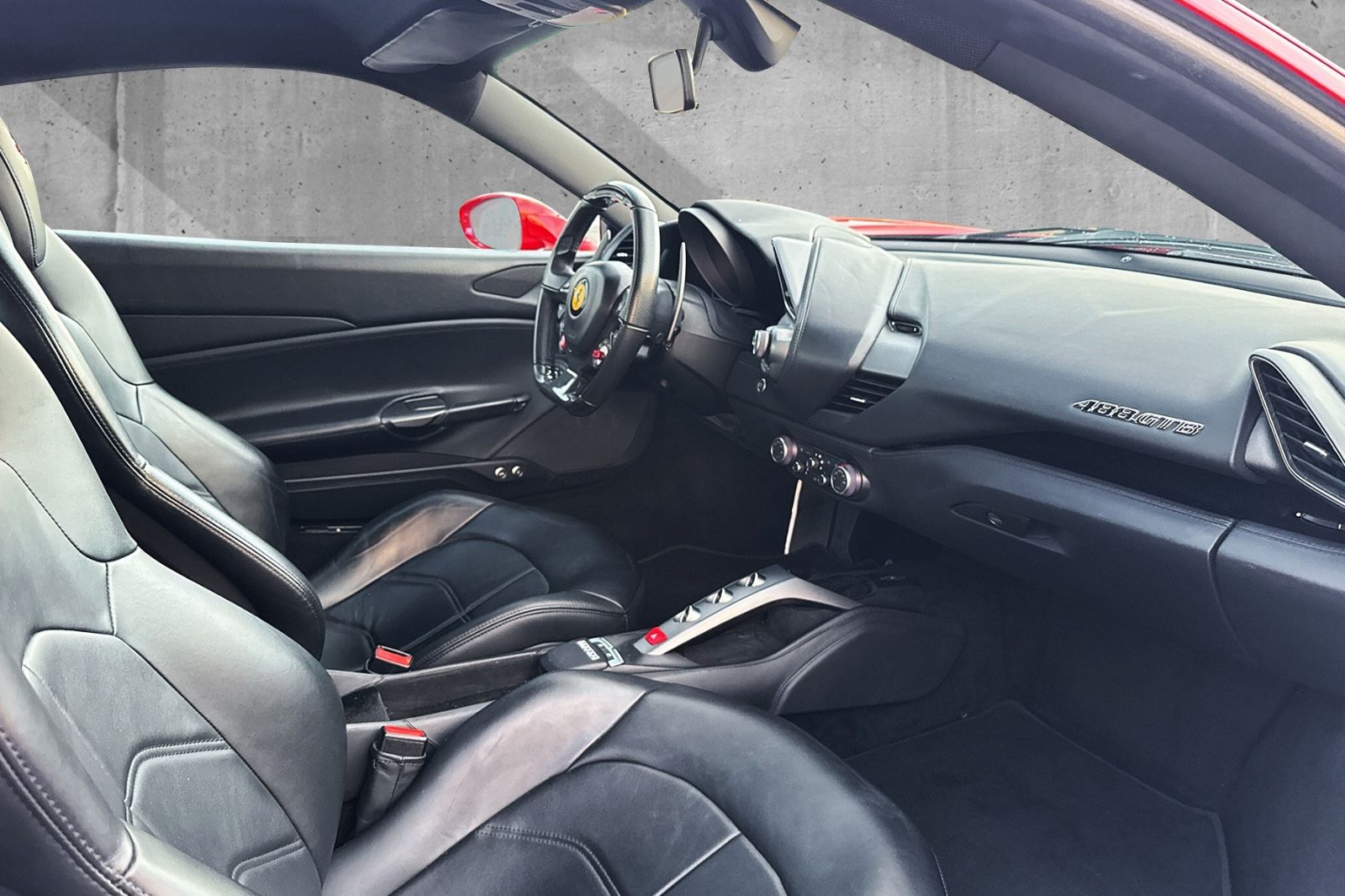 Ferrari 488 GTB*Dt.Auto*LED Lenkrad*Kamera*Embleme foto 16