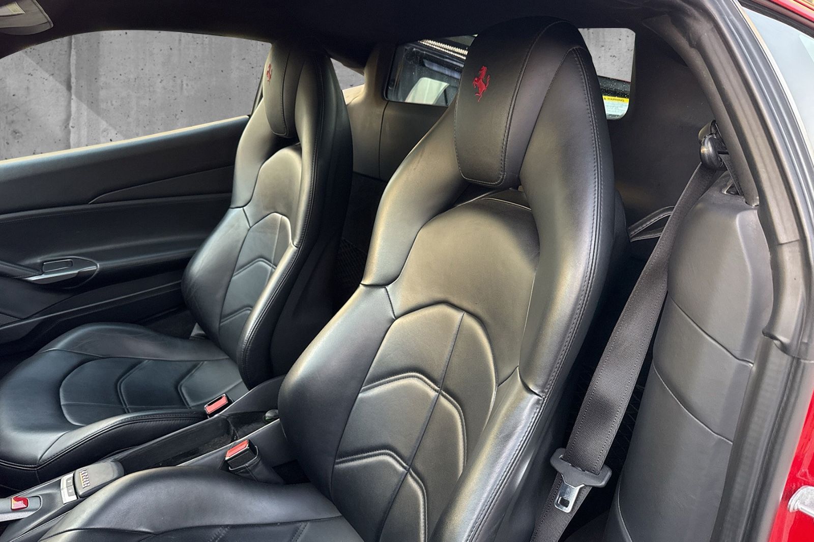 Ferrari 488 GTB*Dt.Auto*LED Lenkrad*Kamera*Embleme foto 17