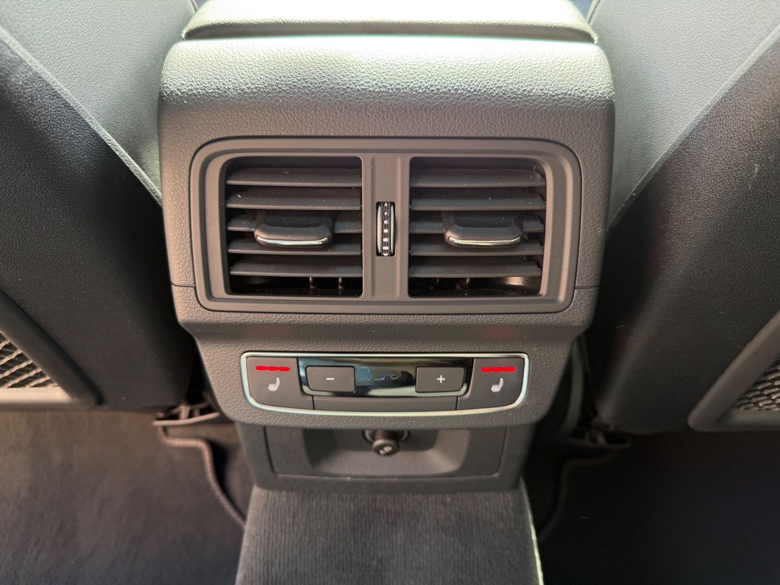 Audi SQ5 SPORTBACK 3.0 TDI QUATTRO, PANORAMA foto 22
