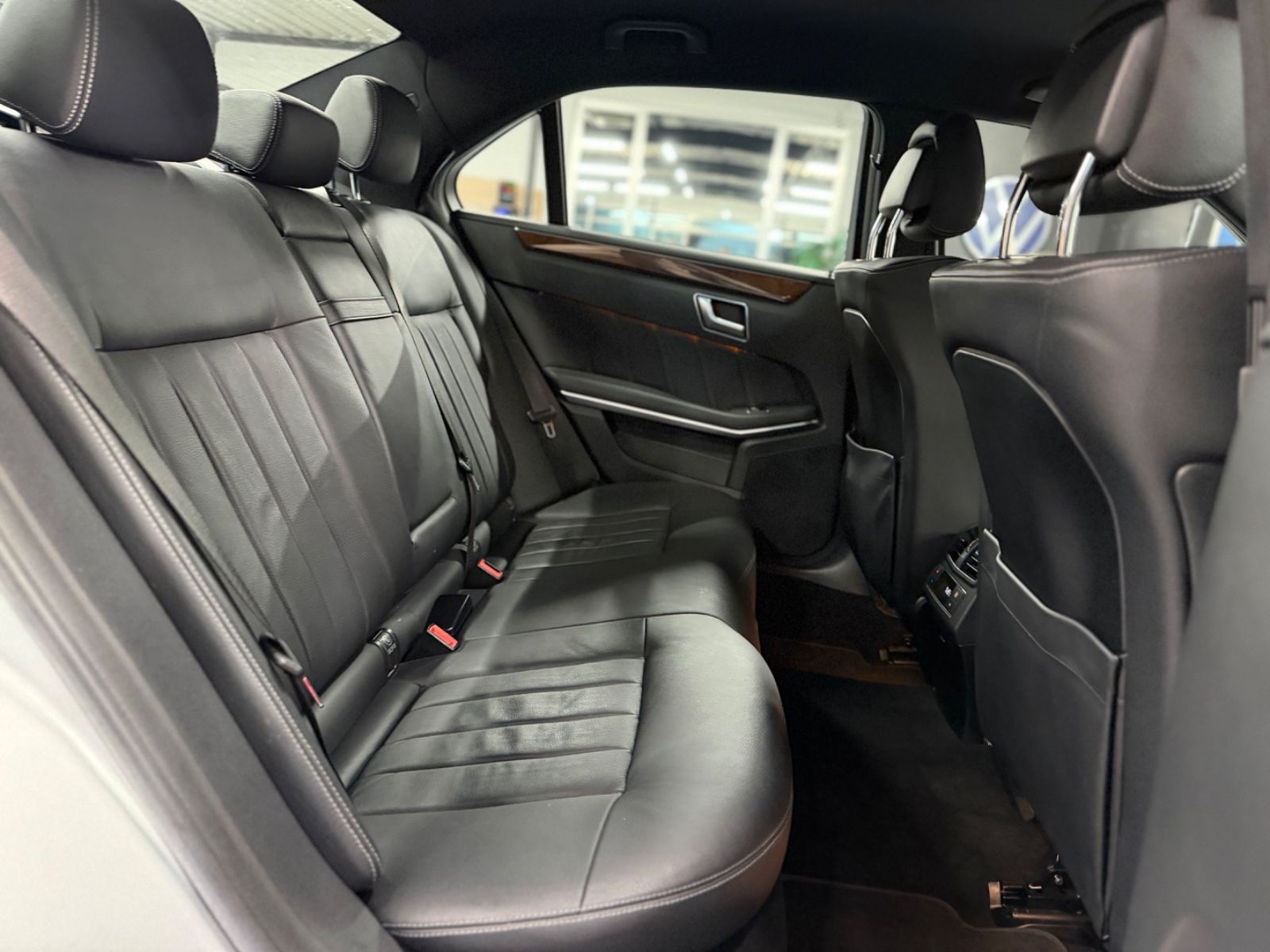 Mercedes-Benz E 220 E Limousine E 220 BlueTec/LED/AHK/Leder/BT foto 19