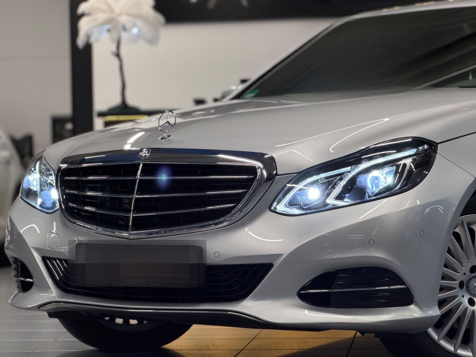 Mercedes-Benz E 220 E Limousine E 220 BlueTec/LED/AHK/Leder/BT foto 4