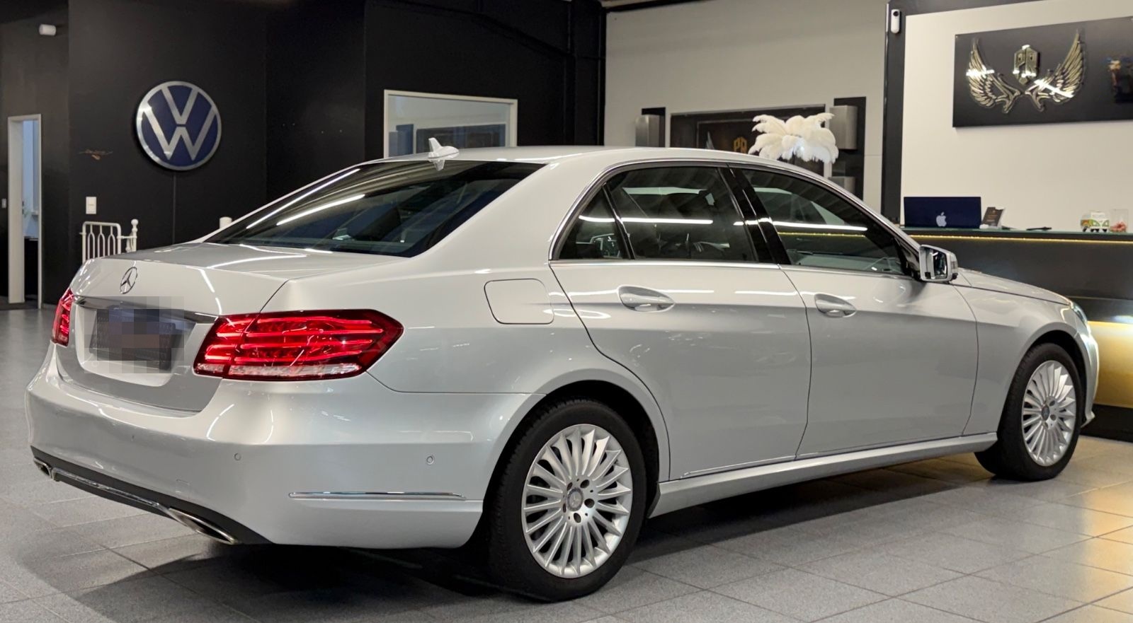 Mercedes-Benz E 220 E Limousine E 220 BlueTec/LED/AHK/Leder/BT foto 8