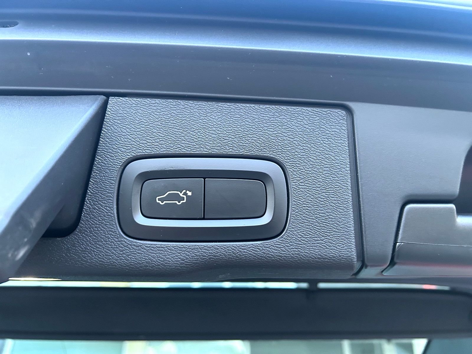 Volvo XC60 AWD 2,0 Ltr. Aut. Navi LED Leder Kamera AHK foto 25