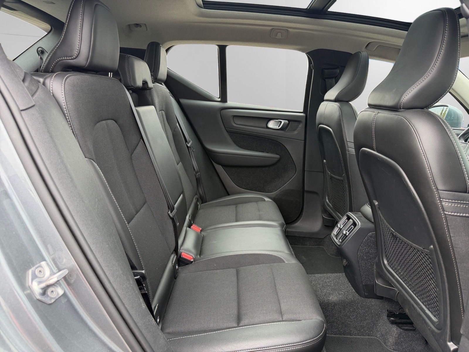 Volvo XC 40 XC40 MOMENTUM 2WD AUT., PANORAMA, AHK, H/K foto 17